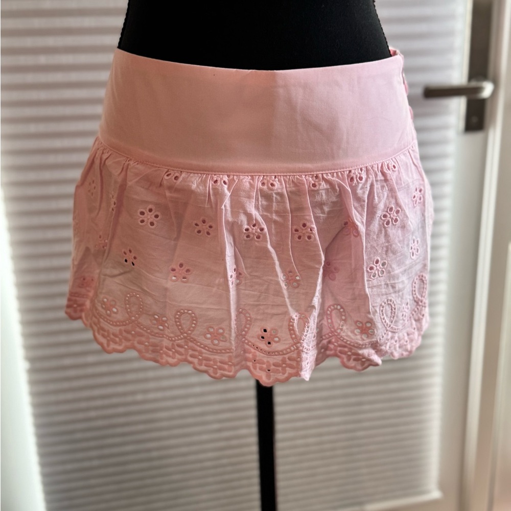 Edikted Pink Eyelet Mini Skirt